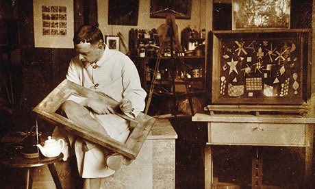 paul-klee-in-his-bauhaus-010